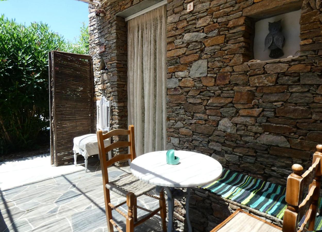 Aparthotel Το Κατἑ Artemonas Exterior foto